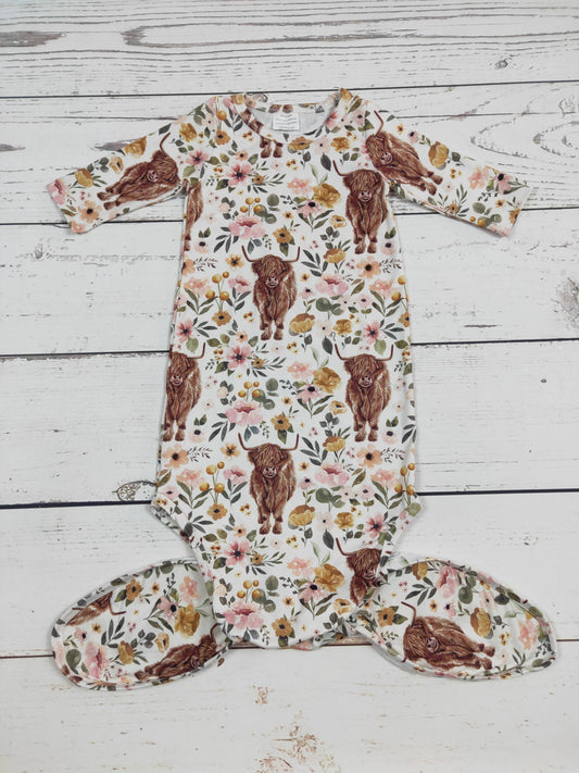 Cows Flower Printed Infant Babygown: Newborn