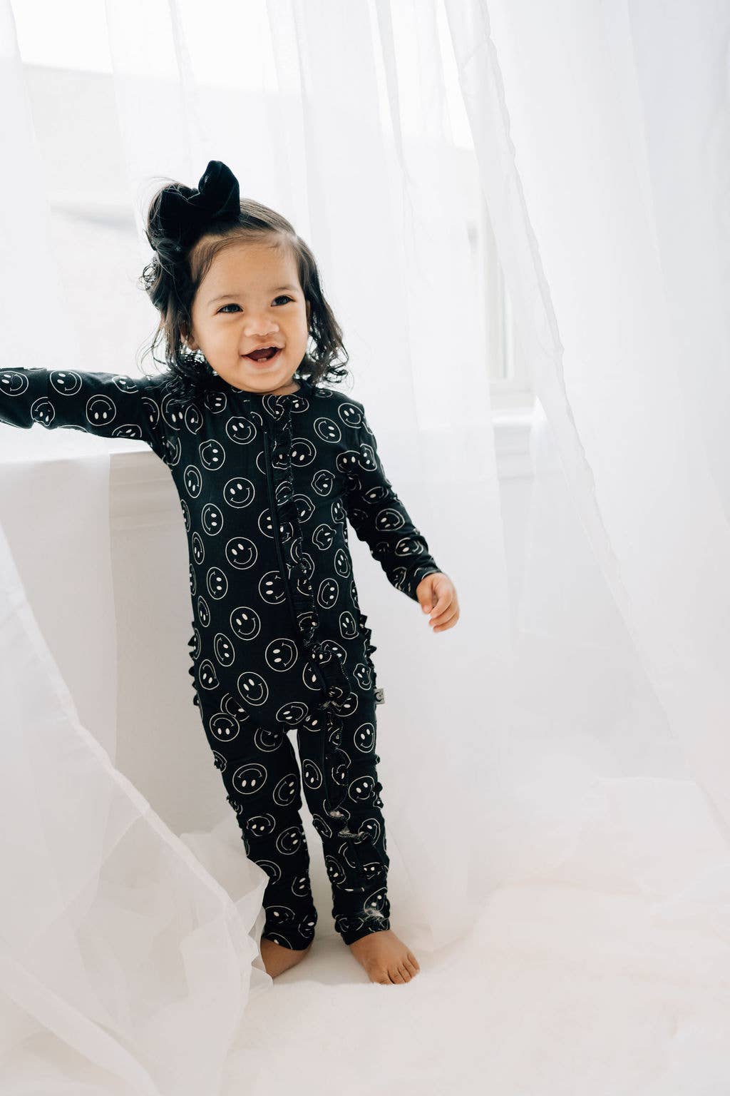 Happy - Ruffle Bamboo Sleeper: 9-12 months